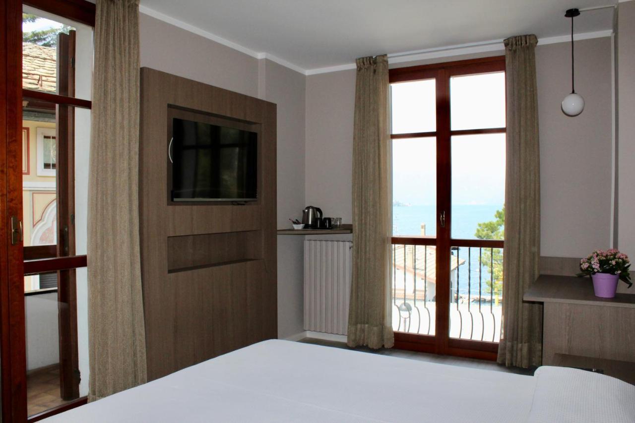 Hotel Ristorante Vapore Faggeto Lario Esterno foto