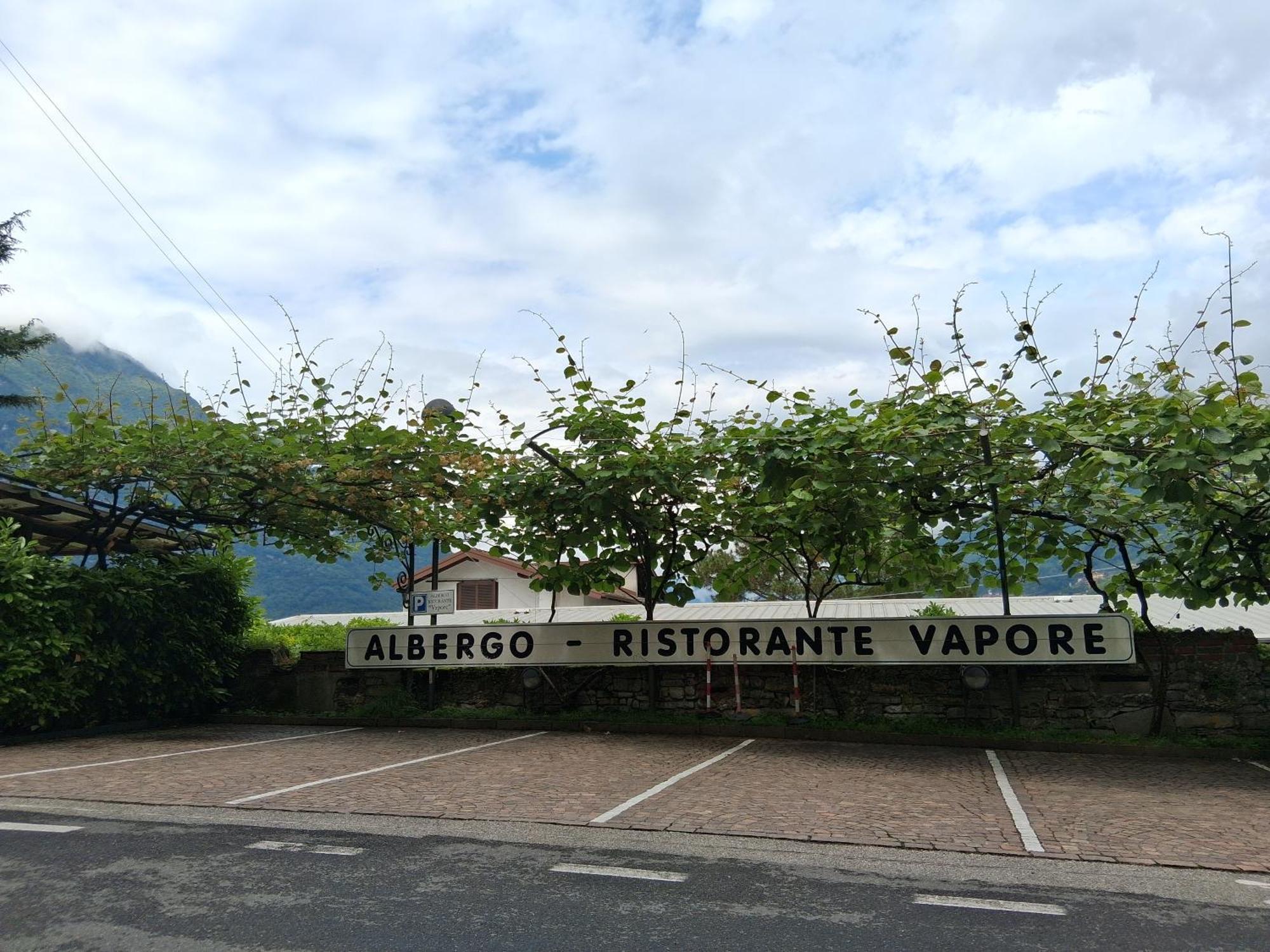 Hotel Ristorante Vapore Faggeto Lario Esterno foto